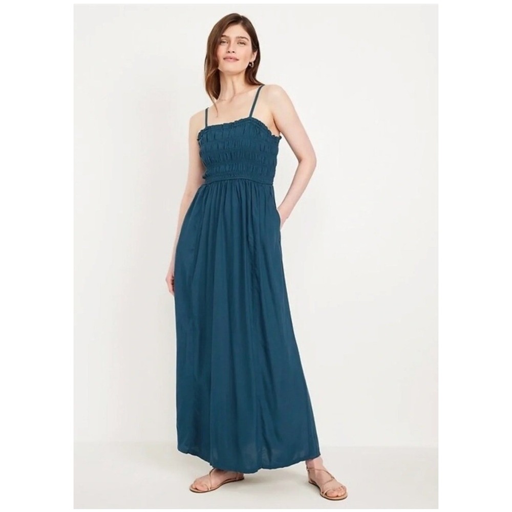 Old Navy Women's Size Medium Smocked Midi Dress Sleeveless Tidewater Blue Green